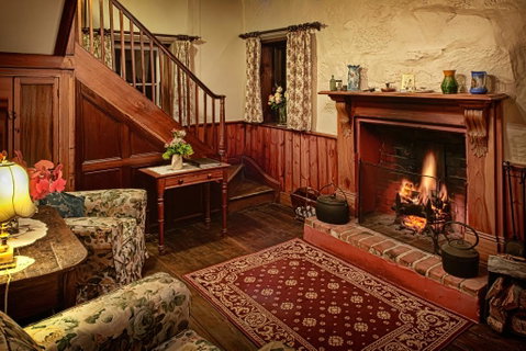 McCauley's Cottage - Australian Directory 1
