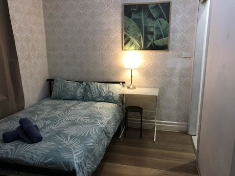 Melbourne Short Stay - Caulfield Station, Monash Uni - Australian Directory 3