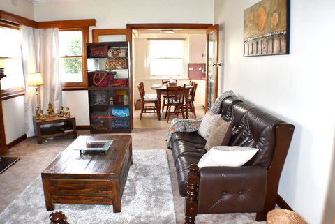 Meraki House - Australian Directory 2