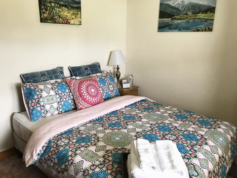 Meraki House - Australian Directory 3