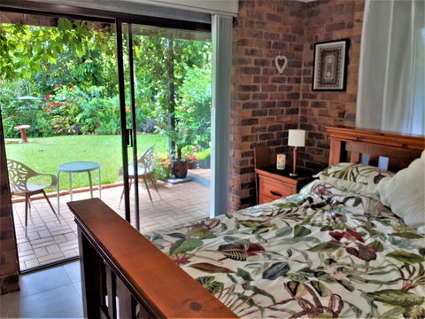 Merimist Gardens - Australian Directory 0
