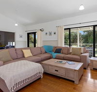 MERMAIDS ON MARENGO - large home with wifi - Australian Directory