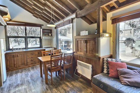 Merrigang Chalet, Dinner Plain - Australian Directory 3