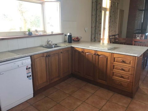 Merton Manor - Australian Directory 1
