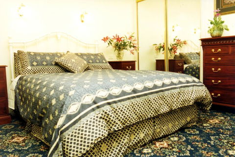 Merton Manor Exclusive B&B - Australian Directory 3