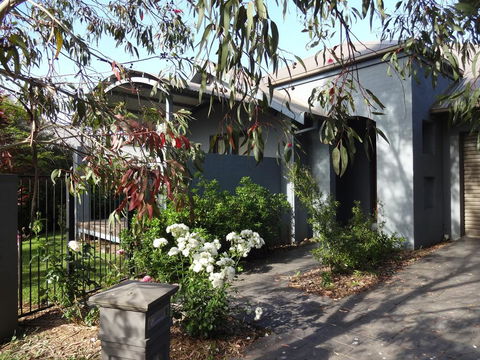 Mews On Frederick - Australian Directory 0