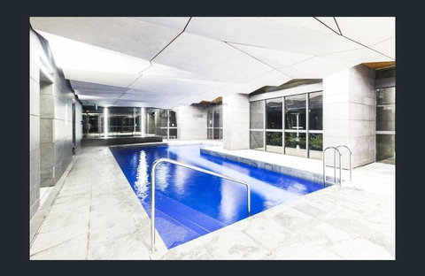 MH005 # Brand New Oasis APT In Melbourne CBD - Australian Directory 1