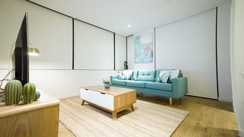MH005 # Brand New Oasis APT In Melbourne CBD - Australian Directory 3