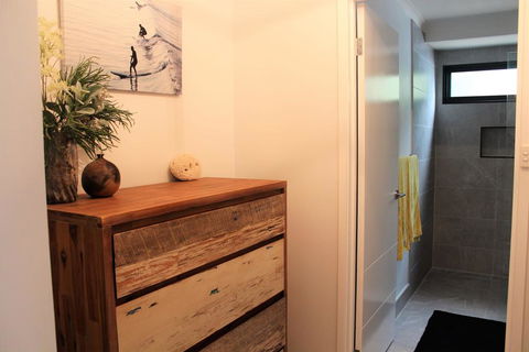 Mignon Cottage 9 Noongah Terrace - Australian Directory 1