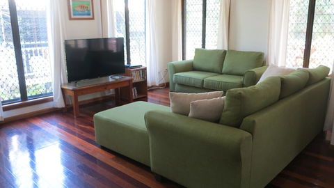 Mills Cottage 54 Hayles Avenue - Australian Directory 1