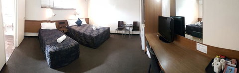 Miners Lodge Motor Inn - Australian Directory 2