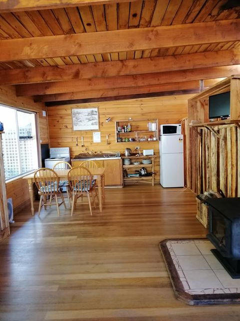 Minnow Cabins Lower Beulah - Australian Directory 3