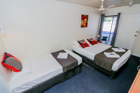 Miriam Vale Motel - Australian Directory 1