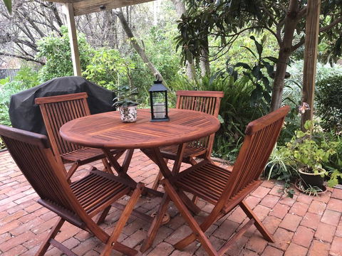 Miriams Cottage - Australian Directory 1