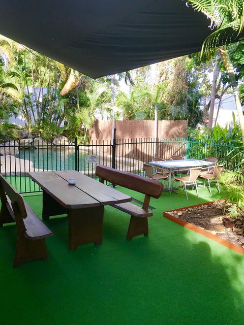 Mission Beach Retreat - Australian Directory 3