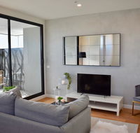 Modern and Elegant Apartment Near The Beach - Australian Directory