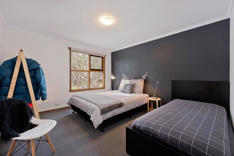 Montane - Australian Directory 3