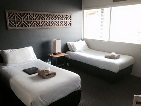 Motel Melrose - Australian Directory 3