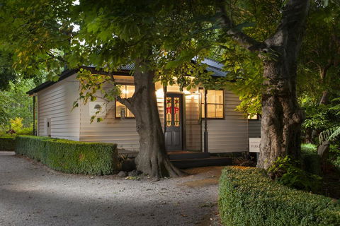 Moulton Park Estate - Cottages - Australian Directory 3