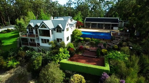 Mount View Estate - Australian Directory 1
