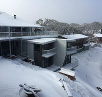 Mountain Dreaming - Australian Directory