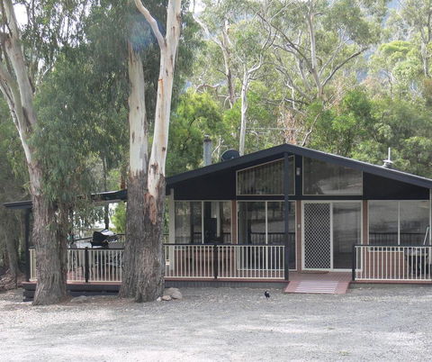 Mountain Hideaway - Australian Directory 0