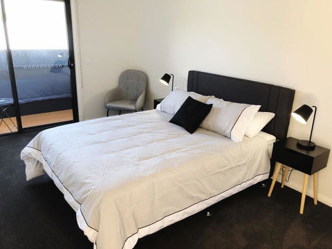 Mountain Mist Retreat - 4 Bedrooms - Australian Directory 2