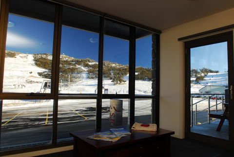 Mountain View Chalet At Heidi's - Australian Directory 1