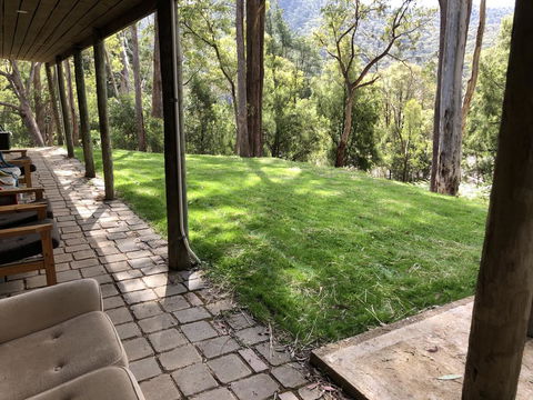 Mountain Village Cabin - Australian Directory 1