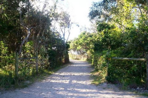 Mudjimba Esplanade Villa - Australian Directory 2