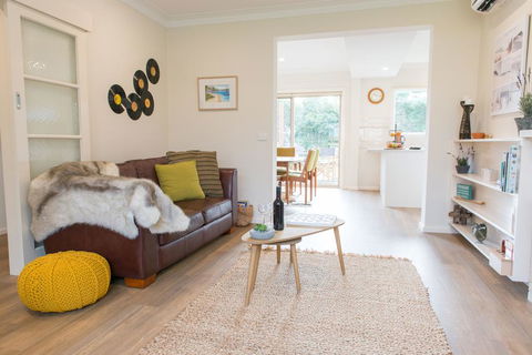 Mudri On Peninsula Getaway - Australian Directory 3