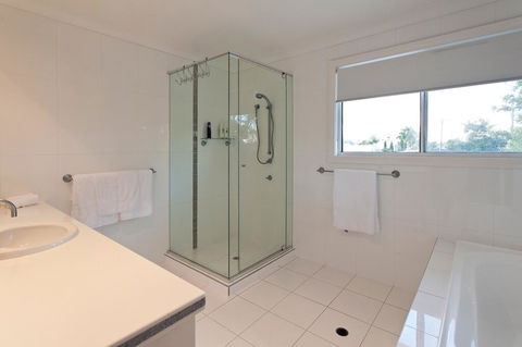 Mulloka Villa. Sunshine Coast Minyama - Australian Directory 3