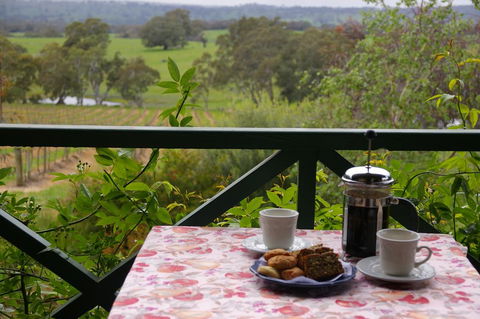 Naimanya Cottage - Australian Directory 1