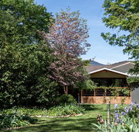 Nest House Bright - Australian Directory
