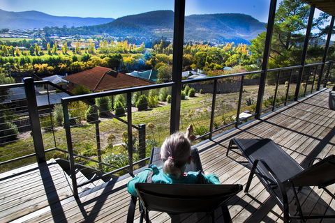 New Norfolk Apartment - Australian Directory 3