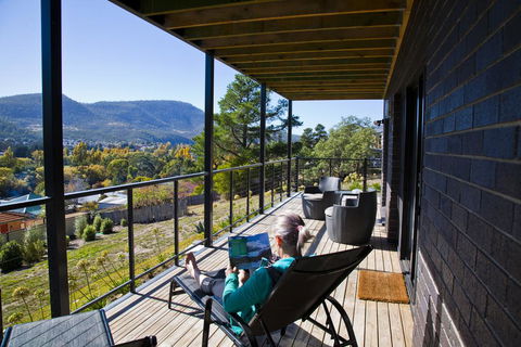 New Norfolk Apartment - Australian Directory 2