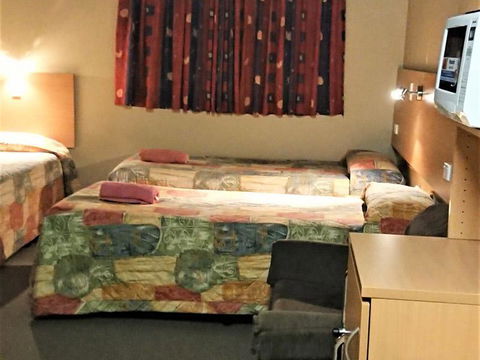 New Olympic Motel - Australian Directory 3