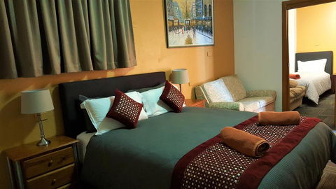New Olympic Motel - Australian Directory 0