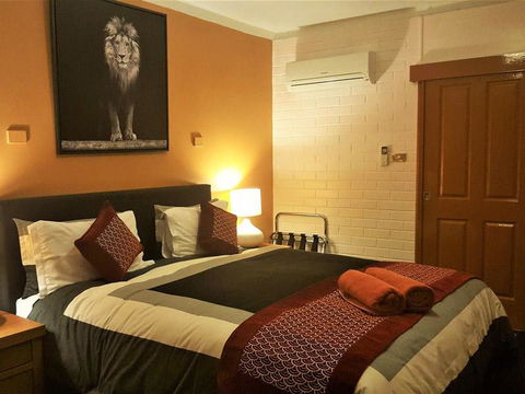 New Olympic Motel - Australian Directory 2
