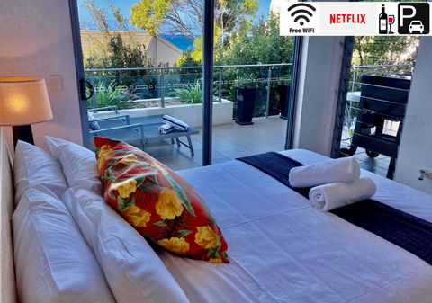 NEW Sunshine Beach Family Escape 3 Bedroom With Free Wifi And Parking - Australian Directory 0
