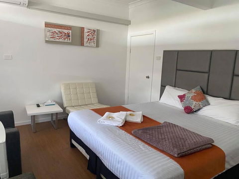 Newcastle Motel - Australian Directory 2