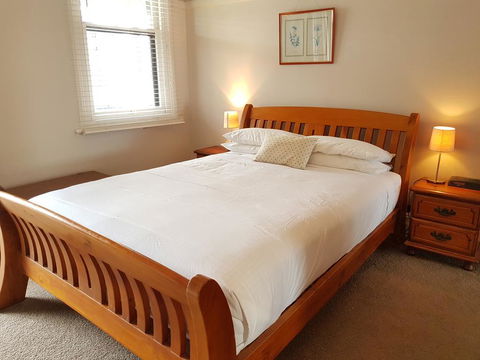 Newcastle Short Stay Apartments - Vista Apartment - Australian Directory 1