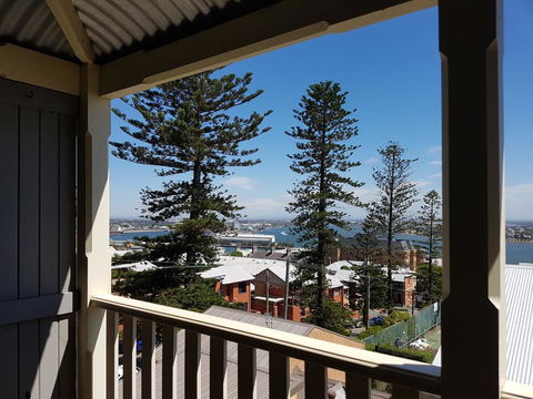 Newcastle Short Stay Apartments - Vista Apartment - Australian Directory 3