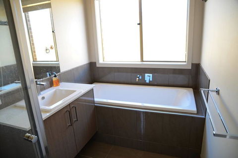 Newly Build House, Perfect For Families - Australian Directory 2