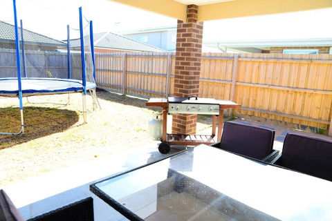 Newly Build House, Perfect For Families - Australian Directory 3