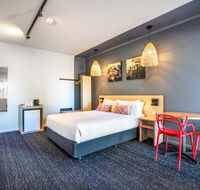 Nightcap at Gateway Hotel - Australian Directory