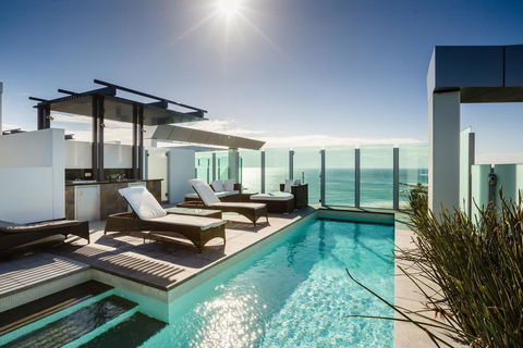 Nirvana By The Sea - Australian Directory 0