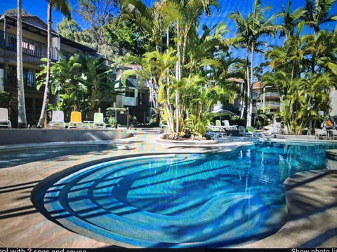 Noosa Beach Apartment On HASTING ST French Quarter Resort.Noosa Heads - Australian Directory 2