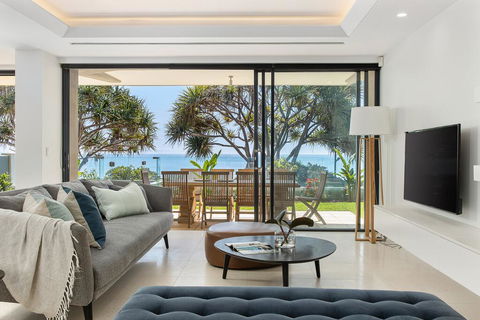Noosa Court 3 - Australian Directory 1