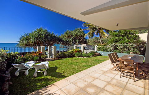 Noosa Court 4 - Australian Directory 1